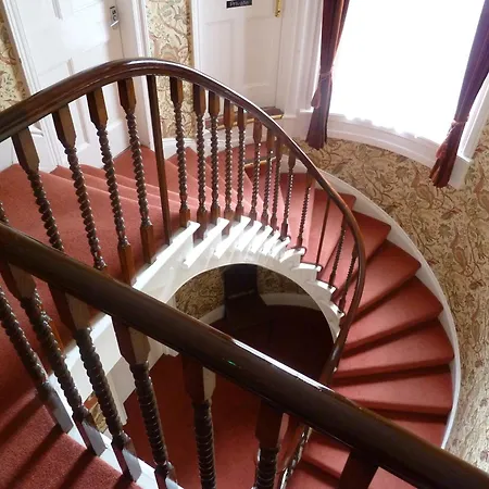 Bed and Breakfast Mount Royal - 4*